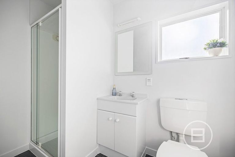 Photo of property in 28 Kawarau Place, Frankton, Queenstown, 9300