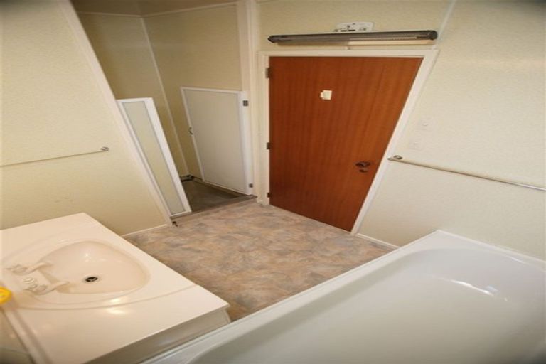 Photo of property in 126 Kippenberger Avenue, Rangiora, 7400