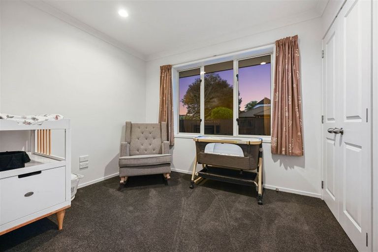 Photo of property in 14 Rosewood Court, Huntington, Hamilton, 3210