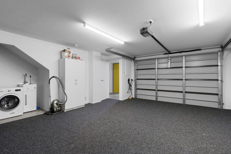 Photo of property in 17 Holystone Road, Whitby, Porirua, 5024