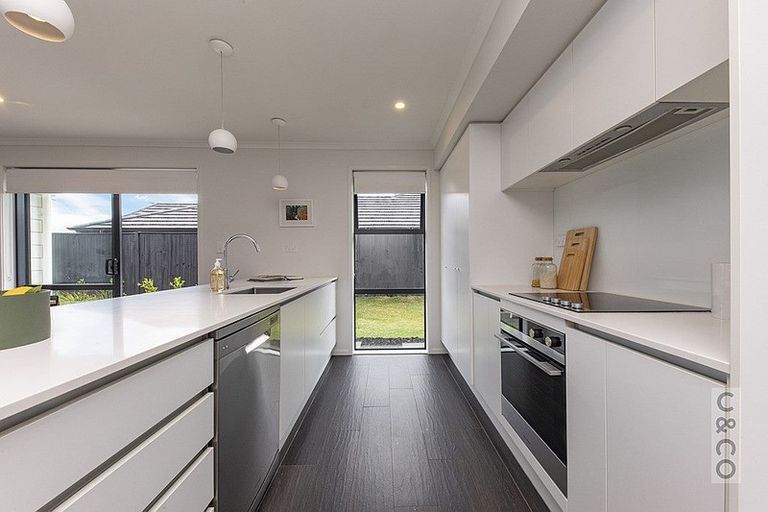 Photo of property in 14 Kelly Road, Riverhead, 0820