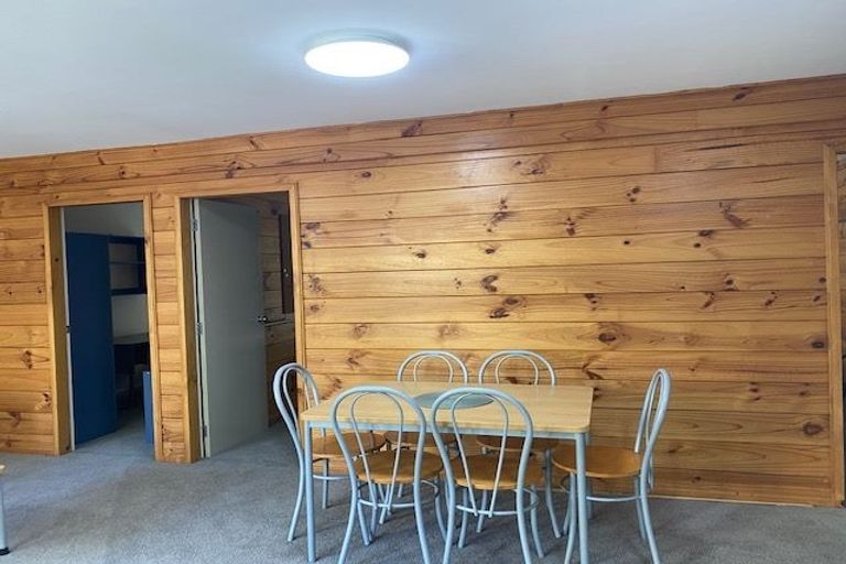 Photo of property in Basin Reserve Complex, 34/4 Sussex Street, Mount Cook, Wellington, 6021