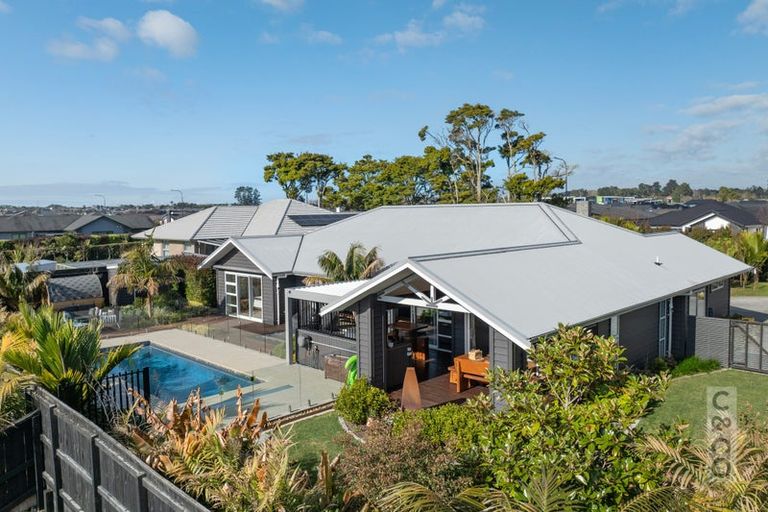 Photo of property in 212 Matua Road, Kumeu, 0810