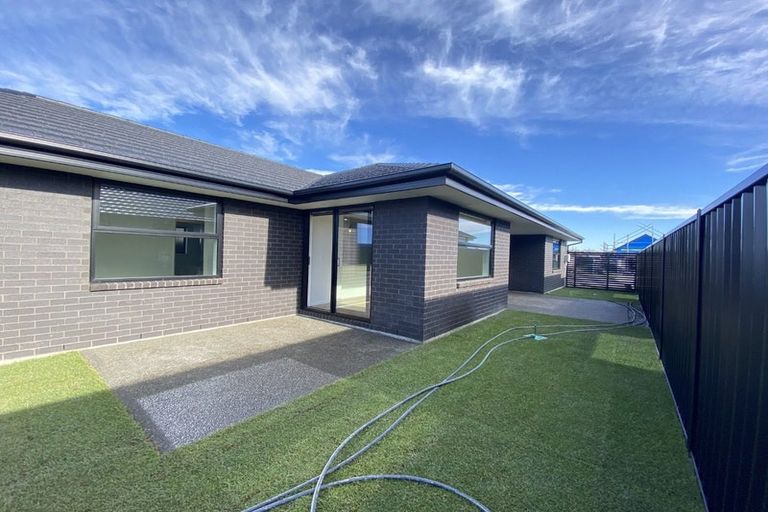 Photo of property in 14 Mcgarry Drive, Kaiapoi, 7630