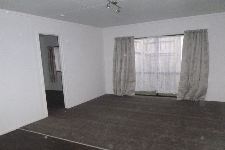 Photo of property in 40 Clyma Place, Massey, Auckland, 0614