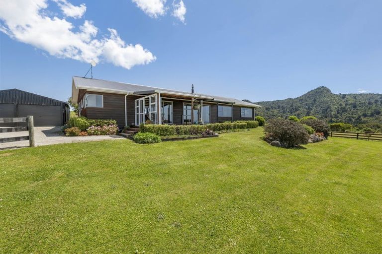 Photo of property in 415 Kirihau Road, Koru, New Plymouth, 4374