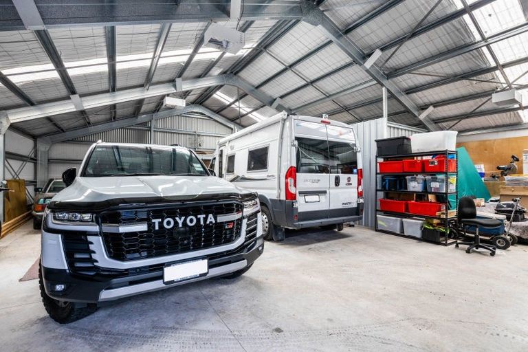 Photo of property in 531 Frankley Road, Hurworth, New Plymouth, 4371