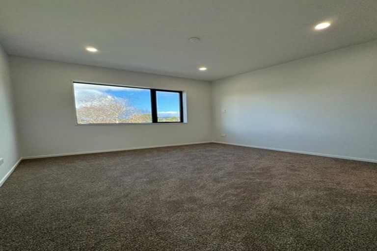 Photo of property in 73c Arimu Road, Papakura, 2110