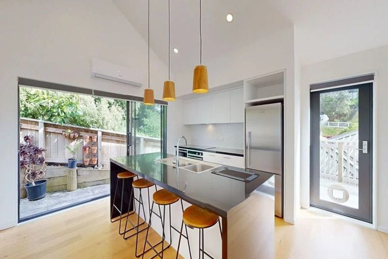 Photo of property in 14/104u Maupuia Road, Maupuia, Wellington, 6022
