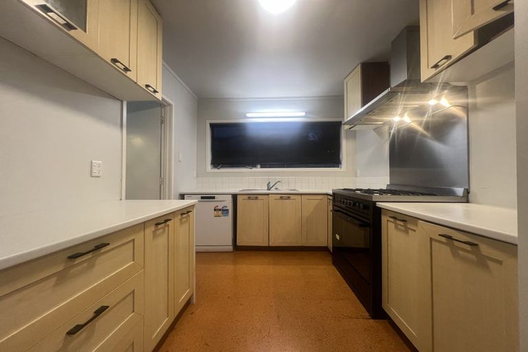 Photo of property in 3 Dunraven Place, Torbay, Auckland, 0630