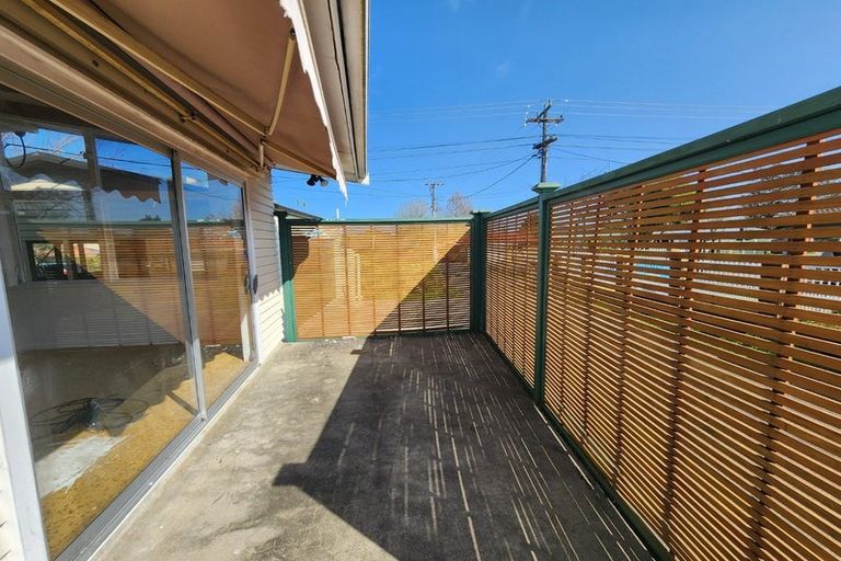 Photo of property in 97 Rathgar Road, Henderson, Auckland, 0610