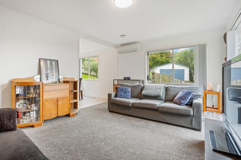 Photo of property in 44 Clyma Place, Massey, Auckland, 0614