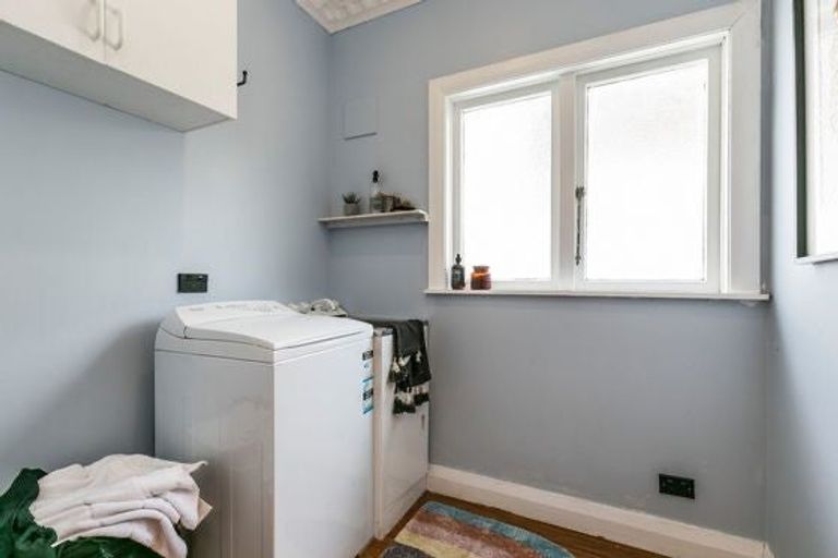 Photo of property in 61 Overtoun Terrace, Hataitai, Wellington, 6021