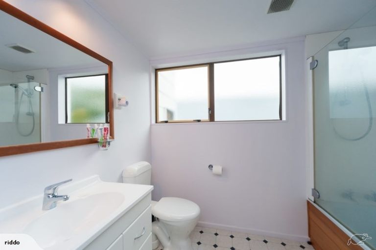 Photo of property in 124 Onslow Road, Khandallah, Wellington, 6035