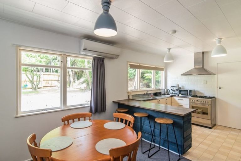 Photo of property in 23 Wyndham Road, Pinehaven, Upper Hutt, 5019