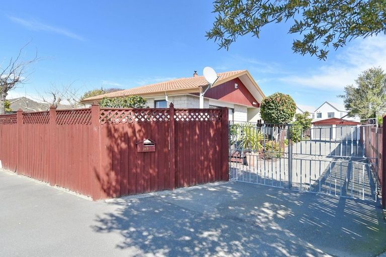 Photo of property in 317 Hendersons Road, Hoon Hay, Christchurch, 8025