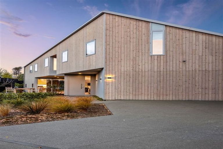 Photo of property in 20 Chapter Street, St Albans, Christchurch, 8052