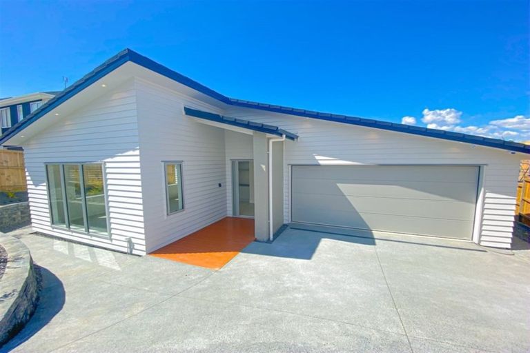 Photo of property in 155 Godfrey Drive, Orewa, 0931