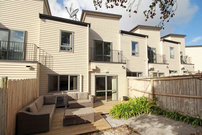 Photo of property in 42 Chapel Road, Flat Bush, Auckland, 2019