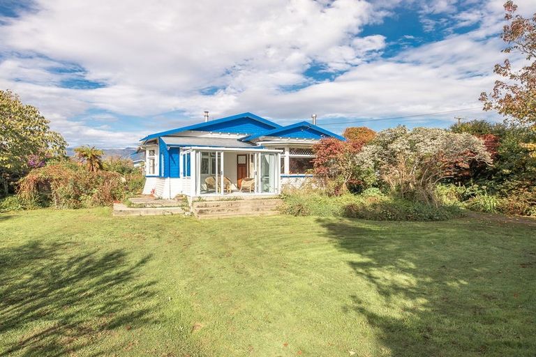 Photo of property in 116 Brougham Street, Westport, 7825