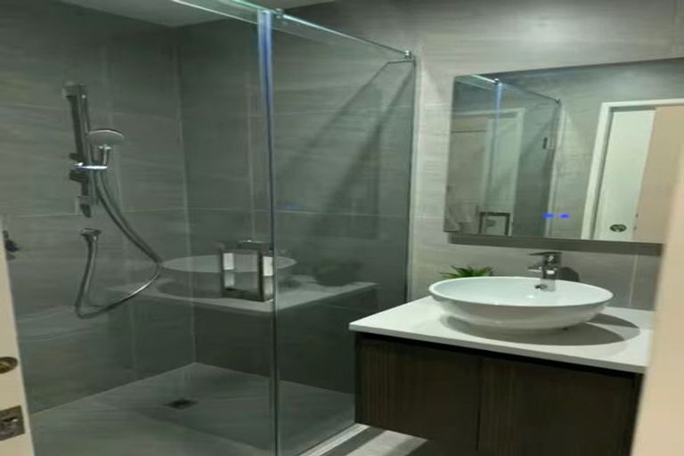 Photo of property in 216a Bucklands Road, Bucklands Beach, Auckland, 2012