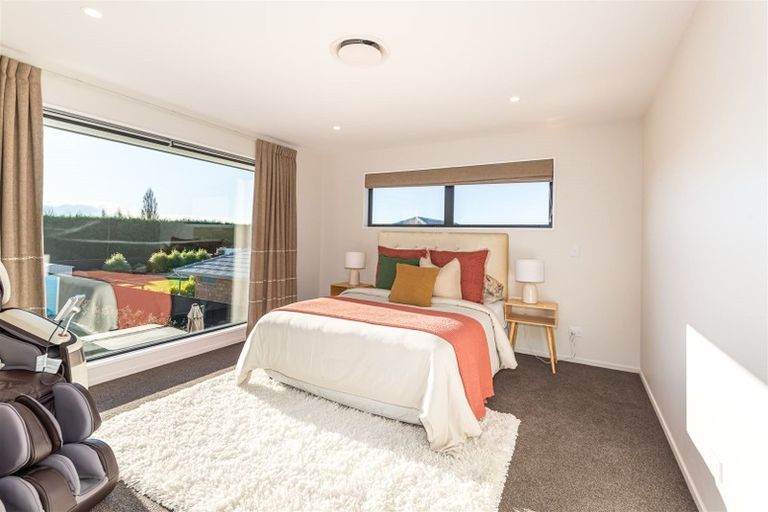 Photo of property in 46 Luxembourg Crescent, Halswell, Christchurch, 8025