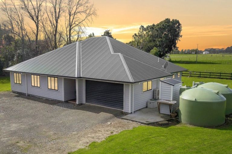 Photo of property in 1218 Rangitikei Line, Newbury, Palmerston North, 4475
