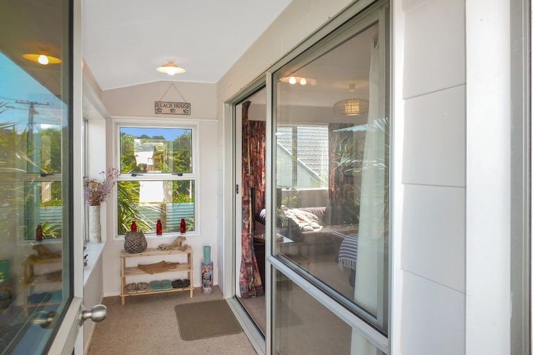 Photo of property in 7 Hennessy Street East, Foxton Beach, Foxton, 4815