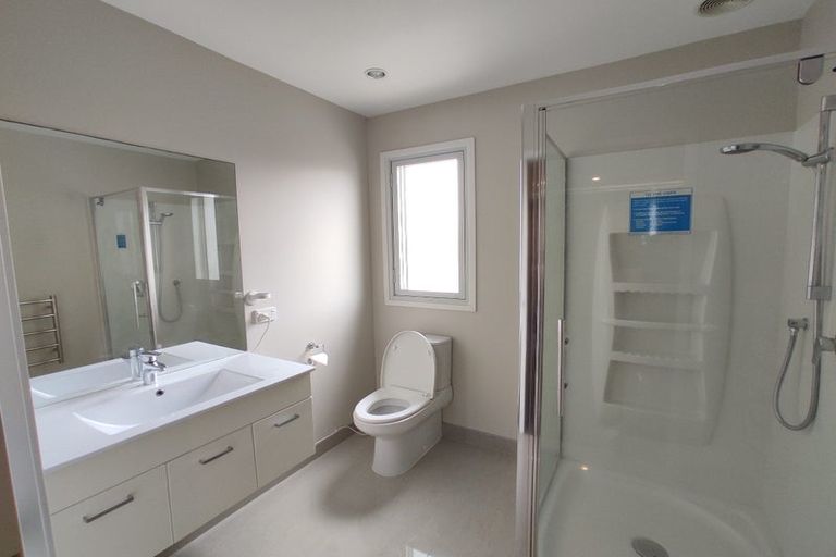 Photo of property in 28e Inverness Road, Browns Bay, Auckland, 0630