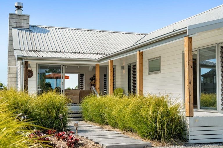 Photo of property in 132 Kiwi Road, Whangamata, 3620