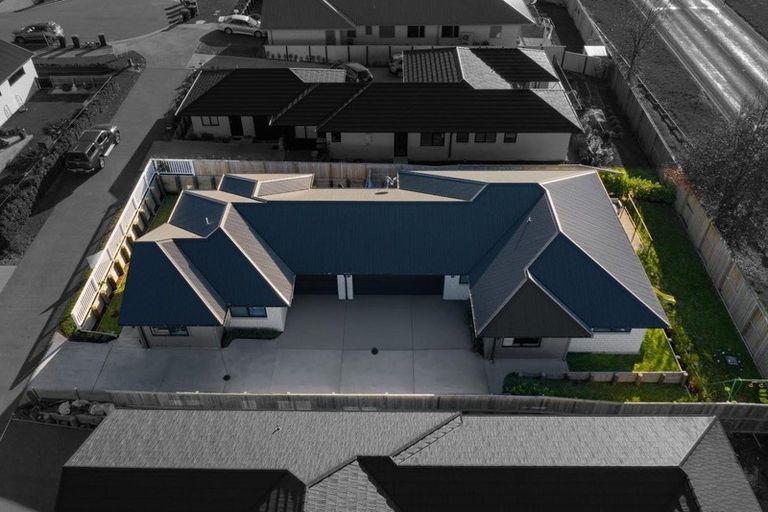 Photo of property in 34 Kiritiana Close, Pyes Pa, Tauranga, 3112