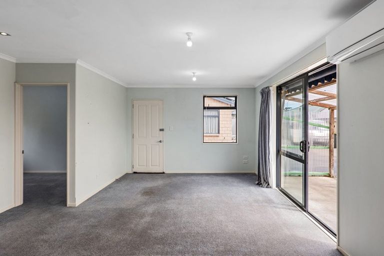 Photo of property in 275b Breezes Road, Aranui, Christchurch, 8061
