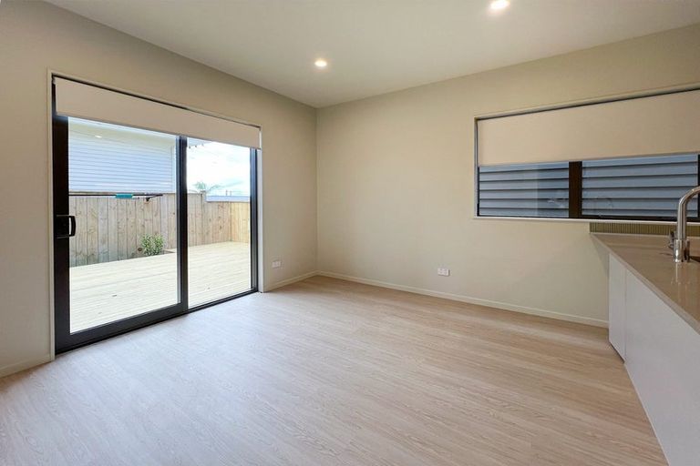Photo of property in 46c Tiroroa Avenue, Te Atatu South, Auckland, 0610