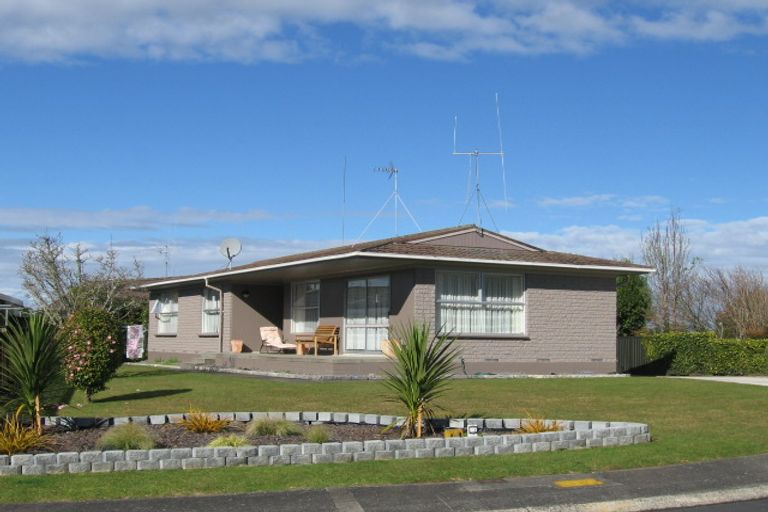 Photo of property in 5 Leonard Place, Dinsdale, Hamilton, 3204