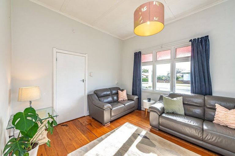 Photo of property in 24 Stark Street, Durie Hill, Whanganui, 4500