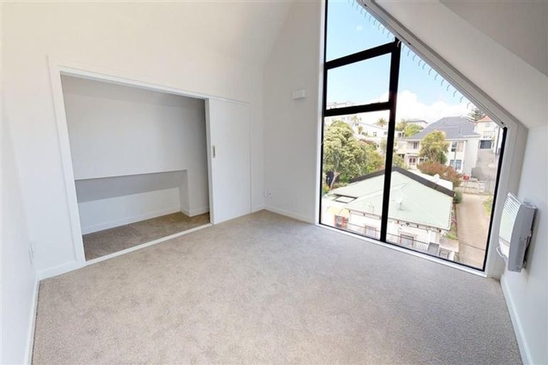Photo of property in 17u1 Nairn Street, Mount Cook, Wellington, 6011