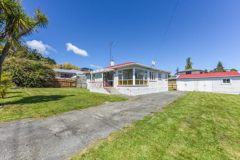 Photo of property in 48 Marsden Road, Stoke, Nelson, 7011