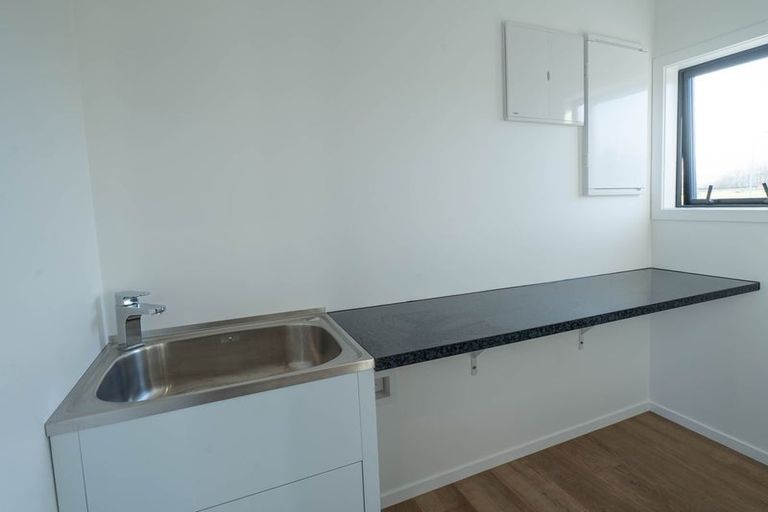 Photo of property in 13 Meadowbank Drive, Milton, 9220