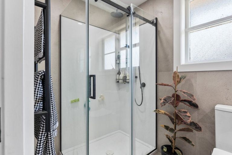 Photo of property in 21 Hadfield Crescent, College Estate, Whanganui, 4500