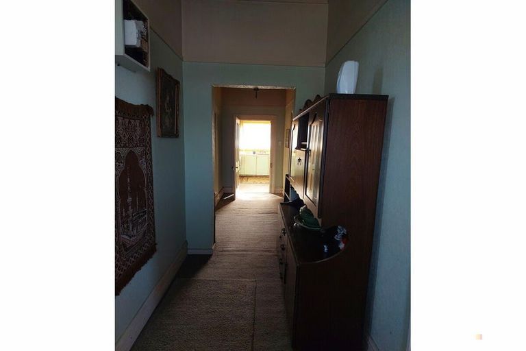Photo of property in 5 Edward Street, Waimate, 7924
