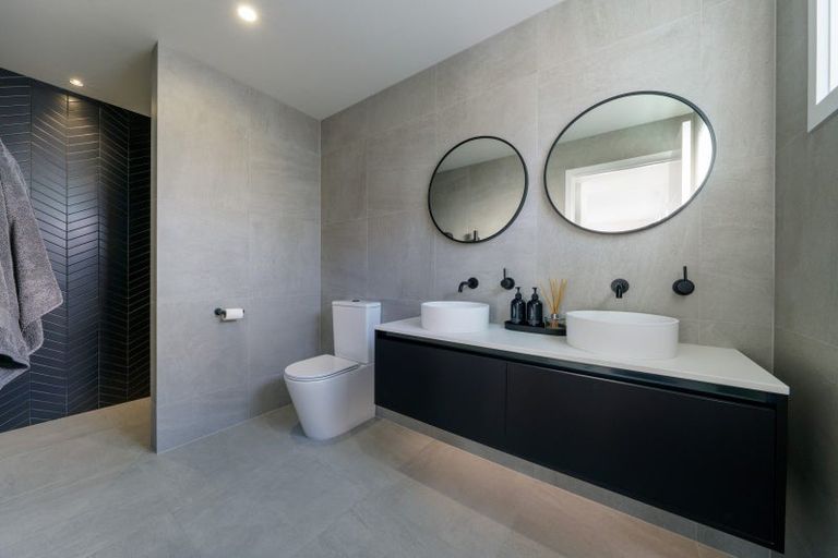 Photo of property in 7 Mills Road, Wanaka, 9305