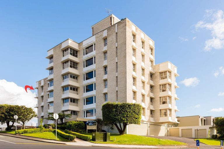 Photo of property in 6/4b The Promenade, Takapuna, Auckland, 0622