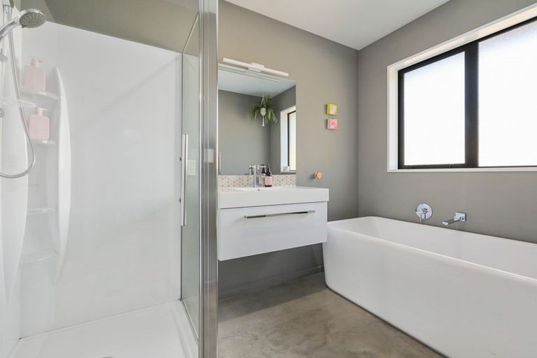 Photo of property in 228 Opawa Road, Hillsborough, Christchurch, 8022