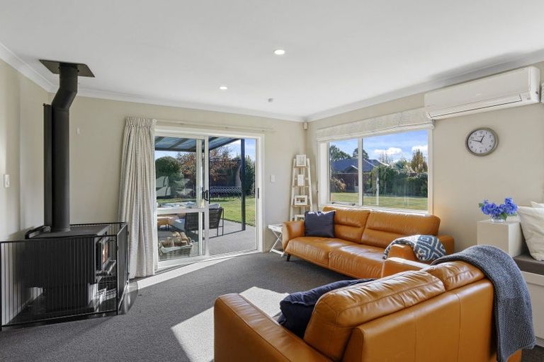 Photo of property in 60 Jacks Drive, West Melton, 7618
