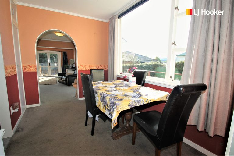 Photo of property in 237 Gladstone Road North, Mosgiel, 9024