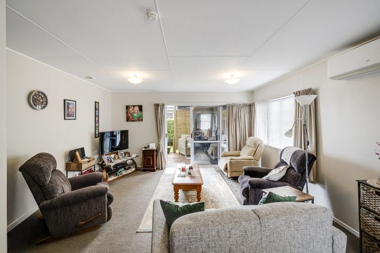 Photo of property in 18a Cassino Crescent, Onekawa, Napier, 4110