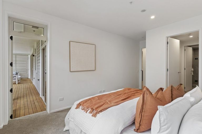 Photo of property in 121 Hibiscus Drive, Orewa, 0931