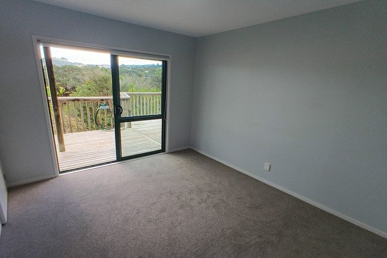 Photo of property in 6 Pohutukawa Grove, Whitianga, 3510