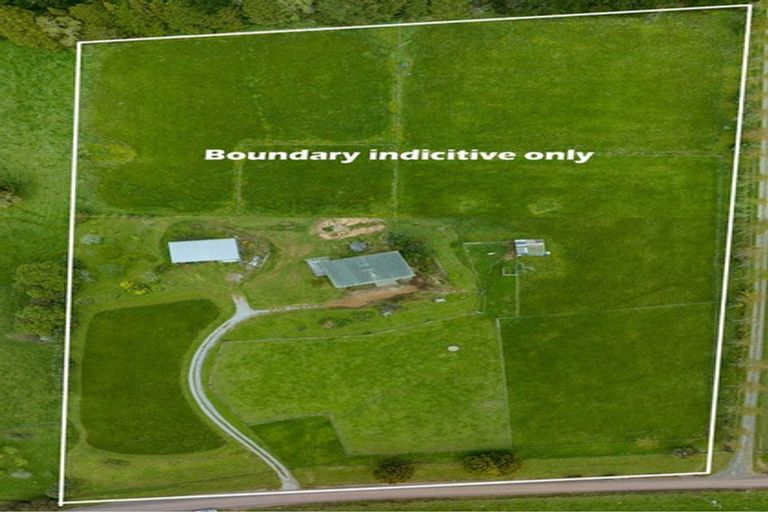 Photo of property in 33 Signal Road, Okaihau, 0475