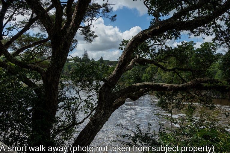 Photo of property in Puketona Road, Haruru, 0204